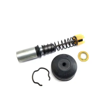 CLUTCH MASTER CYLINDER REPAIR KIT NISSAN B210/620 5/8"