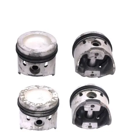 Pistons and Rings Ford Cortina XFLOW OHV KENT PRE-711M 68-70 (CHAMBERED HEAD) 1600, 80.985mm SET OF 4, 18684 AE - STD